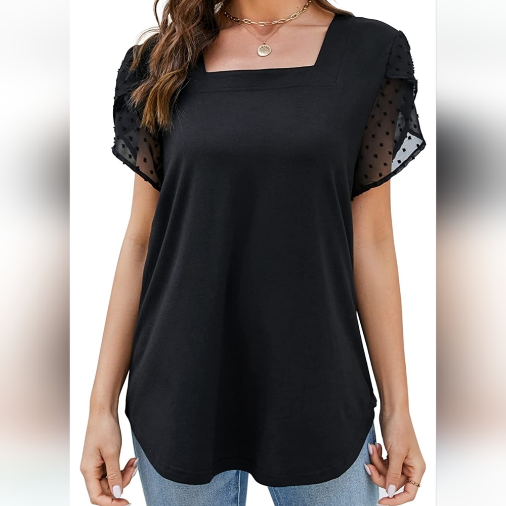 Flowy Black Top